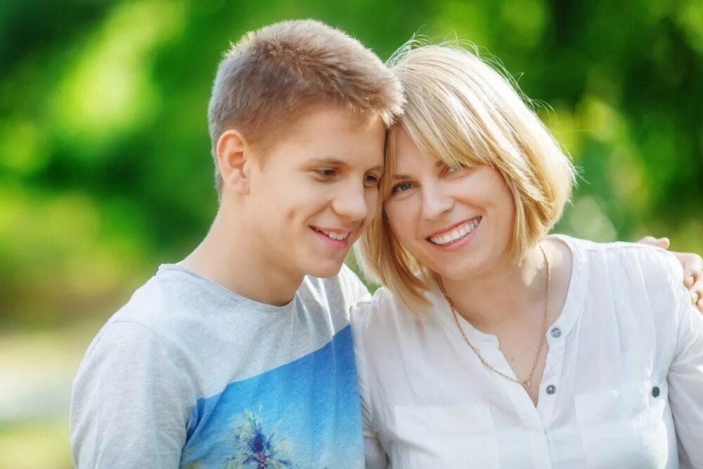 Девушка брата форум. Девушка брата фильм 2018. Девушка брата форум. Девушка брата форум. Красивые девочки и мальчики.