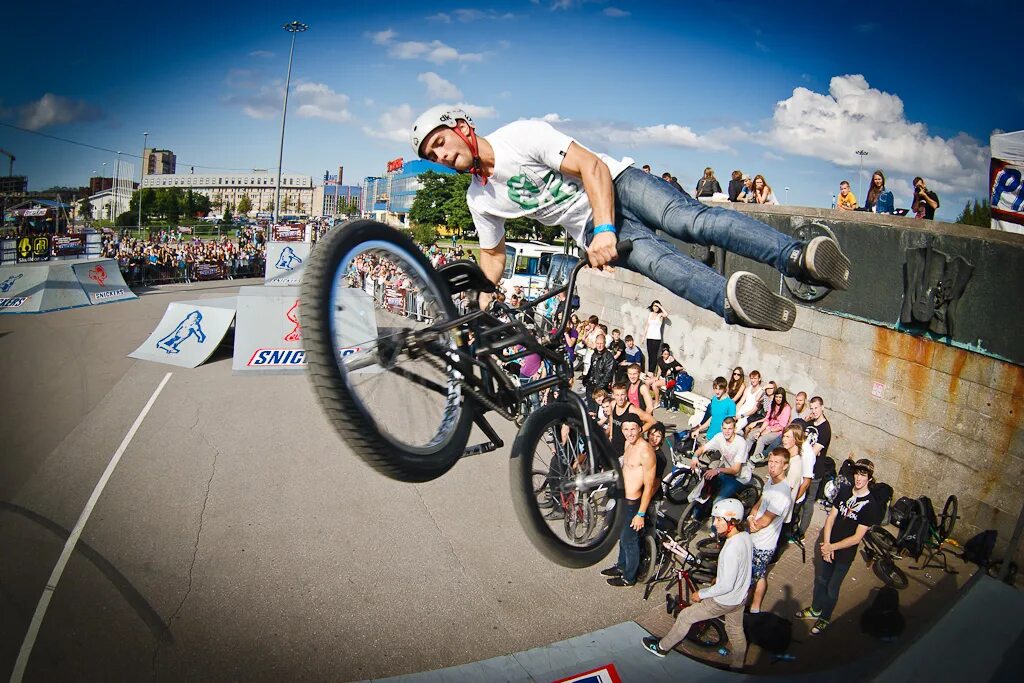 фестиваль сникерс урбания. сникерс урбания. Snickers урбания. сникерс урбания 2007 москва. сникерс урбания 2007 москва.