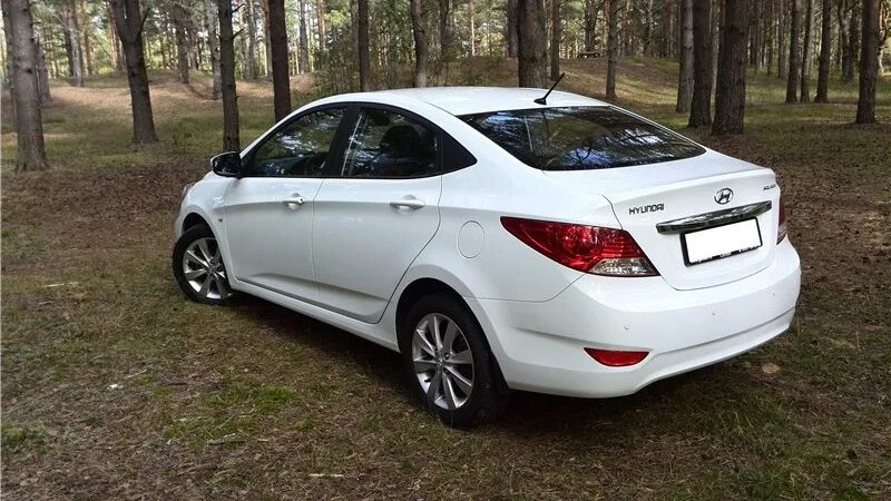 Купить солярис объявления. Хендай Солярис 2012. Hyundai Solaris 2012. Хендай Солярис 2012 белый. Хендай Солярис 2012 года белый.