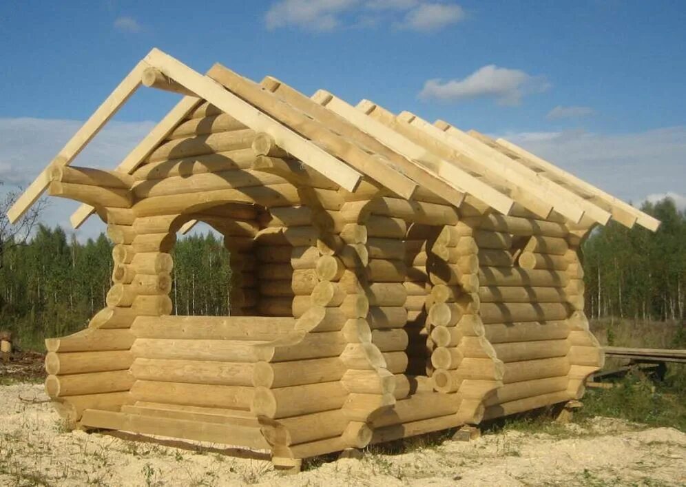 Баня из бревна ручной рубки. Срубы могилев. Баня из оцилиндрованного бревна. Срубы могилев. Срубы могилев.
