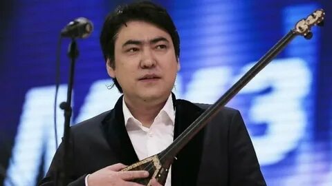 Қаншық секіріп бара жатыр