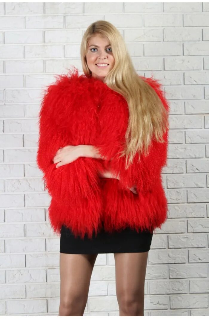 Шуба лама снежная королева. Королев шубы из ламы. Королев шубы из ламы. Мех ламы. Королев шубы из ламы.