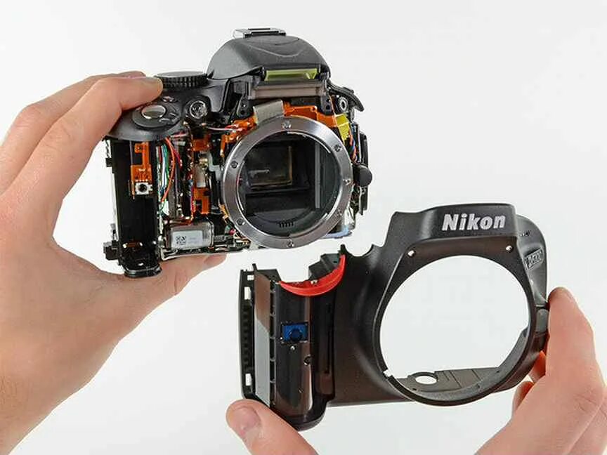Стоимость ремонта nikon. Кэнон 5100 фотоаппарат. Матрица фотоаппарата Sony. Разобранный фотоаппарат. Корпус фотоаппарата.