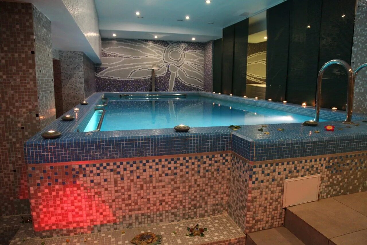 Kinari массажный салон. марриотт новый арбат спа салон. марриотт новый арбат бассейн. Spa москва отзывы. тайский спа.