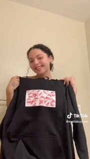 Как сделать футболку с поцелуями из тик