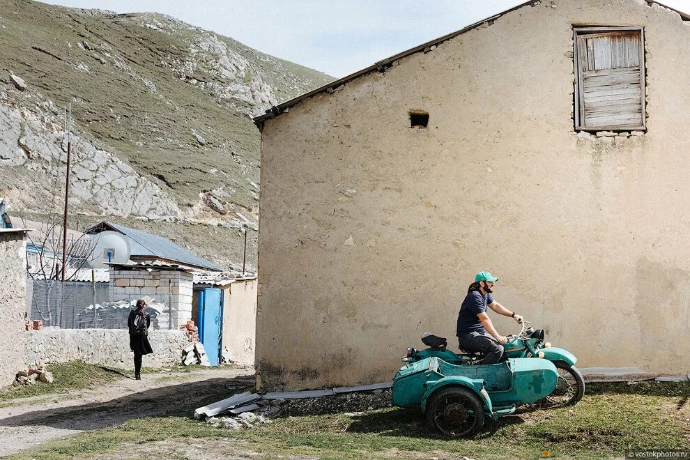 Сколько живут в дагестане. Джалган Дагестан. Село Каладжух Докузпаринский. Каладжух село Дагестан. Джалган гора Дагестан.