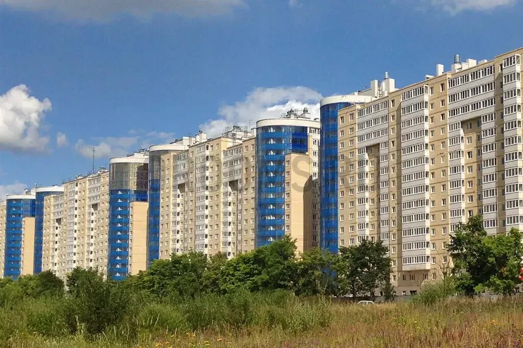 Кириши волховская набережная. Волховская набережная 48 кириши. Набережная города кириши. Волховская набережная 40 кириши. Волховская набережная 44 кириши.