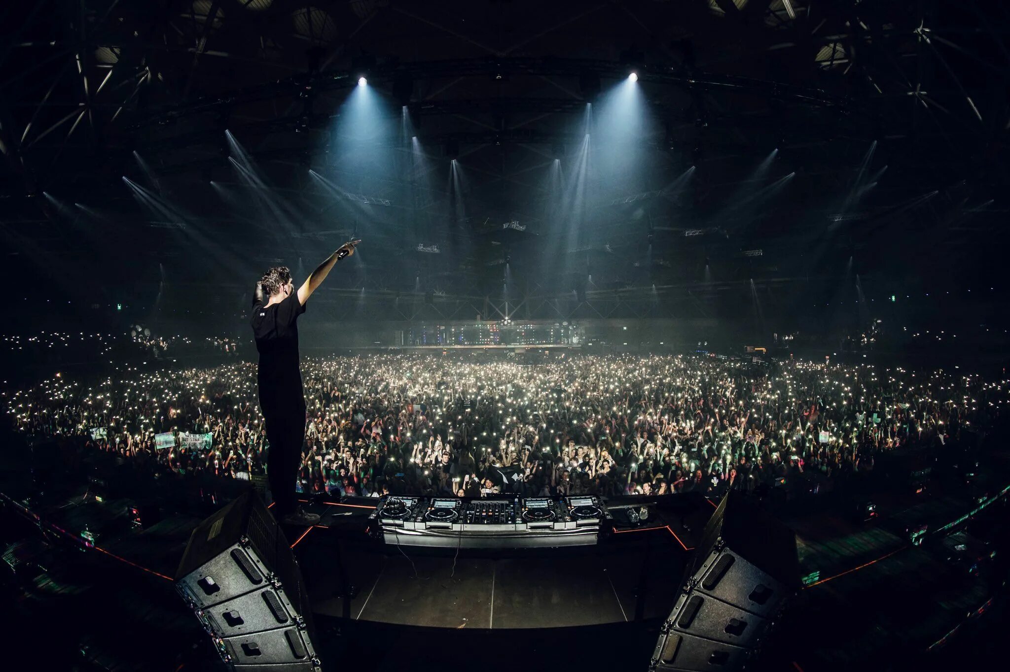 Arena, pula концерты. Martin garrix third. Туморроулэнд 2022. Martin garrix 2010. Tomorrowland 2023 martin garrix.