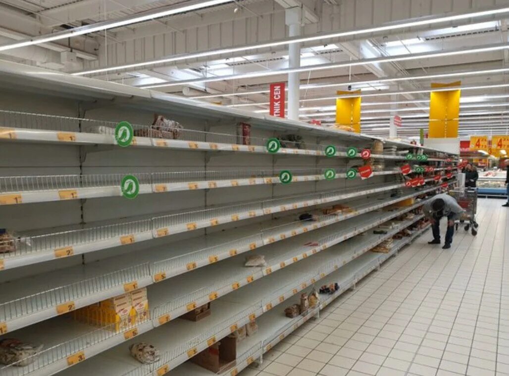 пустые полки с сахаром в магазинах. полки магазинов сейчас. полки магазина. пустые полки в сша. полки магазинов сейчас.
