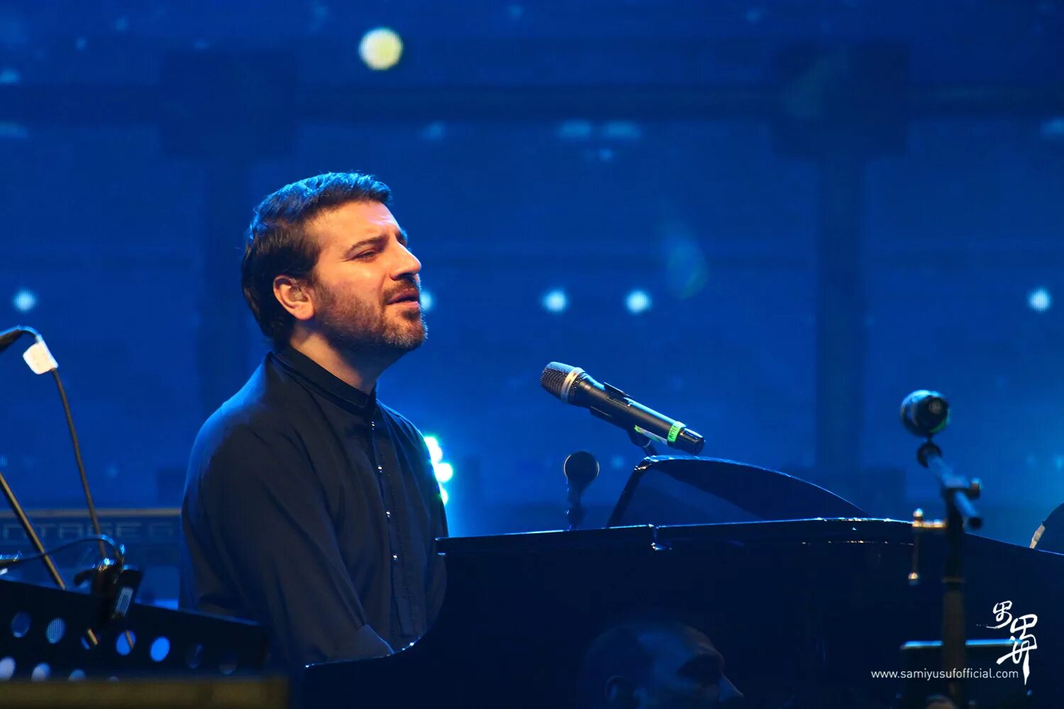 Юсуф певец. Sami yusuf biografiyasi. Камиль юсуф. Сами юсуф 2021. Sami yusuf rasmlari.