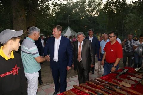 Уберу прелестный подберет заря патриотический тарелка