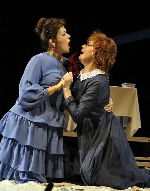 спектакль тремя этажами выше в театре сатиры. марина ильина театр сатиры. спектакль тремя этажами выше в театре сатиры. марина ильина театр сатиры кошмар на улице лурсин. тремя этажами выше театр сатиры.