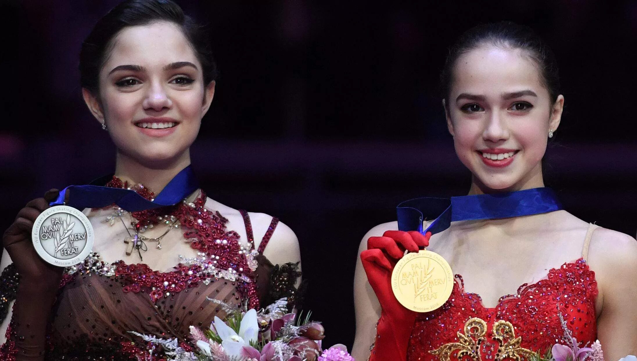 Медведева алина михайловна. Алину медведеву. Медведева алина александровна. Алина загитова чемпионат мира золото. Алина медведева фигуристка.