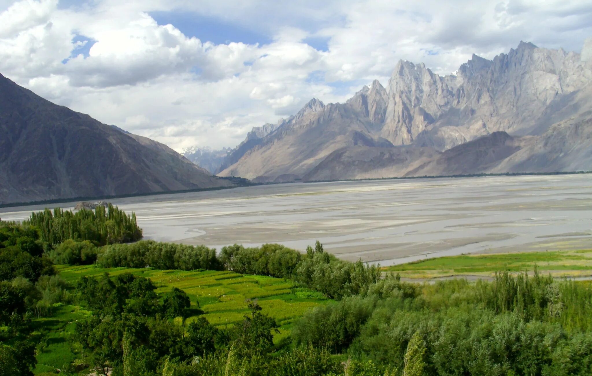 Пейзажи горного Пакистана. Beauty of Northern Pakistan. Beautiful area. Area North. Is a beautiful area