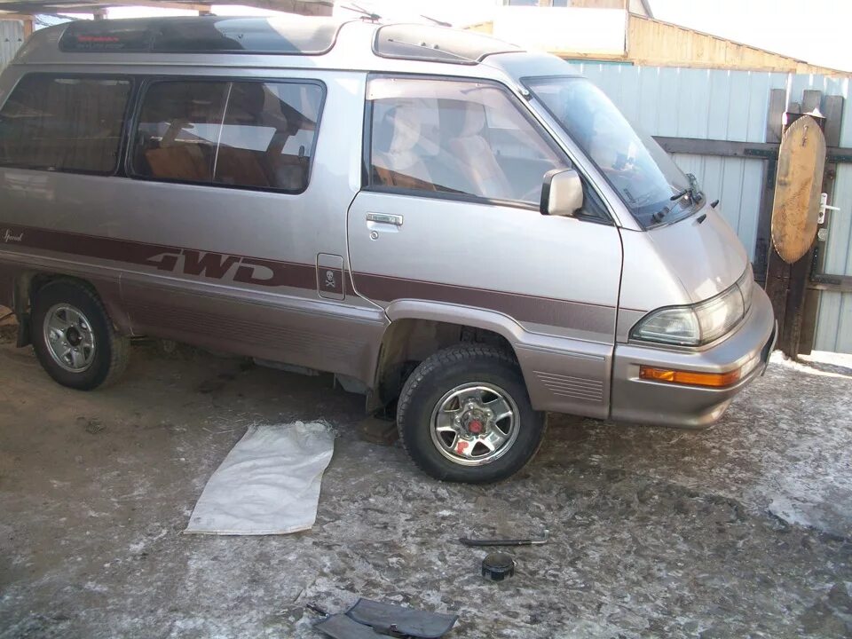 Toyota Master Ace. Тойота Master Ace Surf. Toyota Master Ace Surf, 1984. Тойота Таун айс мастер Сурф.