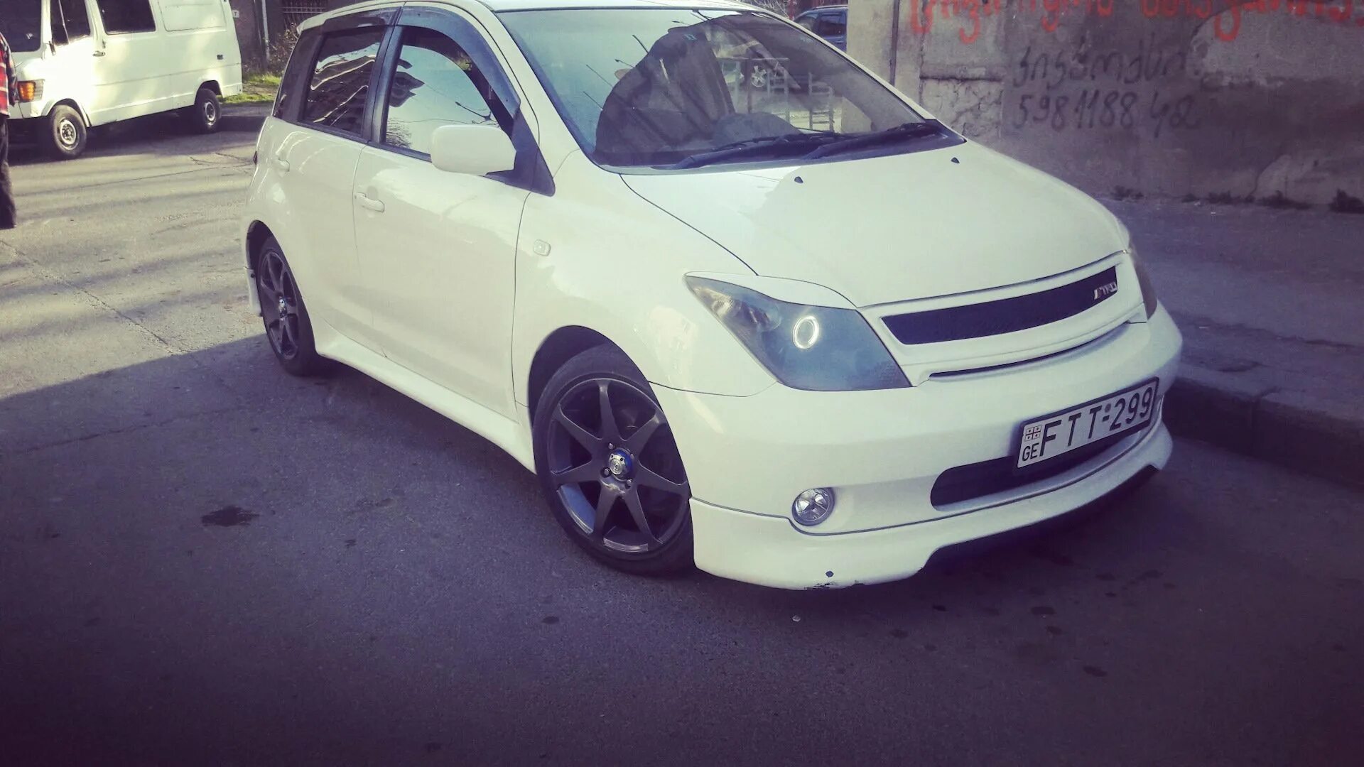 Ист риффа. Тойота ист на 17 литье. передний обвес toyota ist. toyota ist trd. тойота ист 200 3.