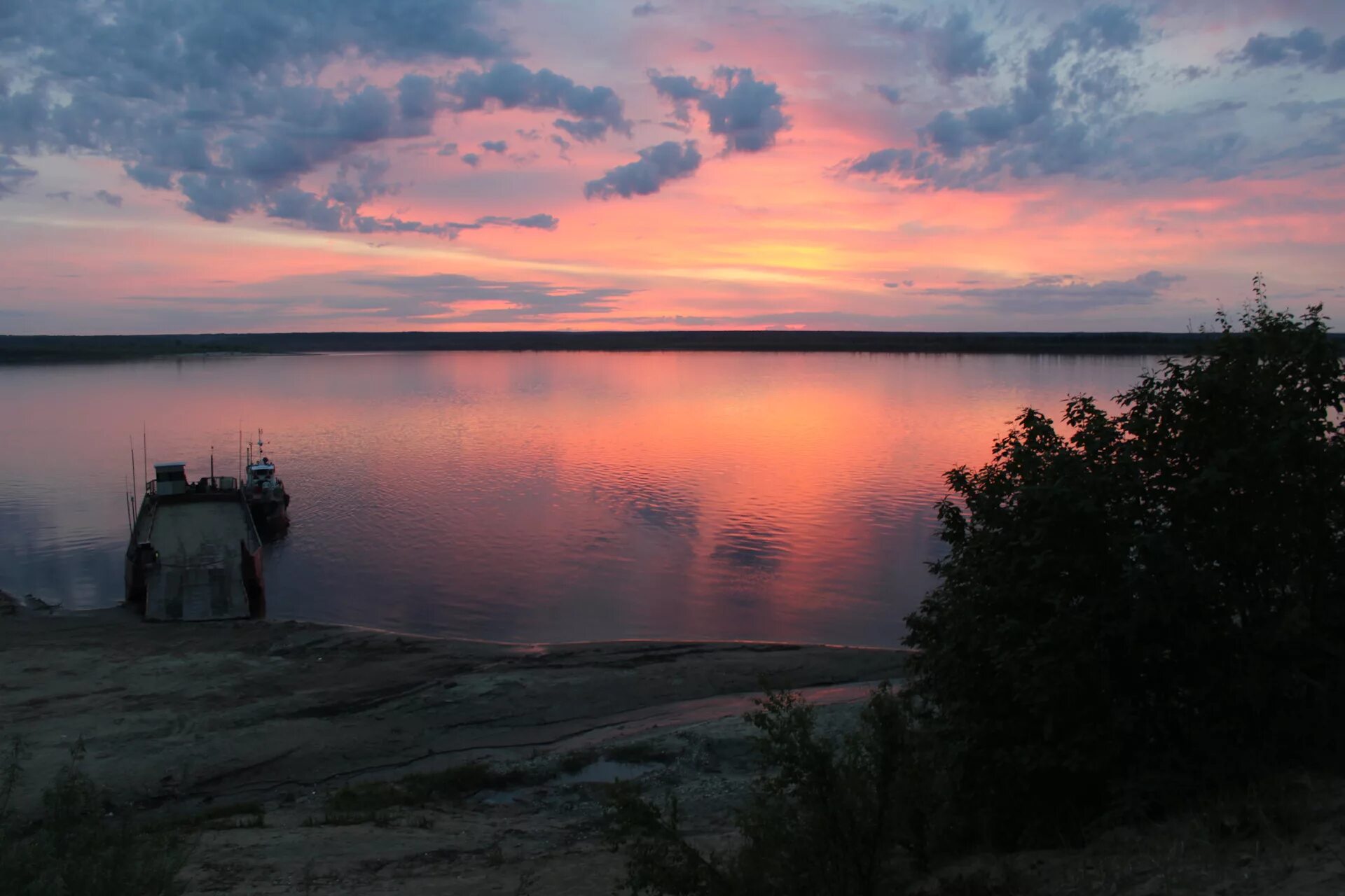 Усть-цильма река. Река печора усть цильма. Река печора. Село усть цильма коми. Усть-цилемский район река печора.