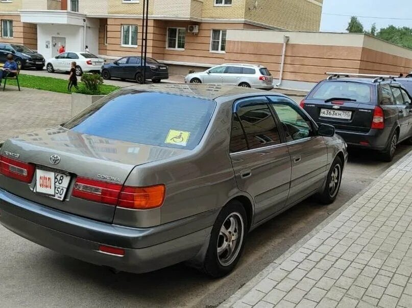 Тойота корона 2000 года. Toyota Corona 2000. Toyota Carina Premio 2000 год дром.