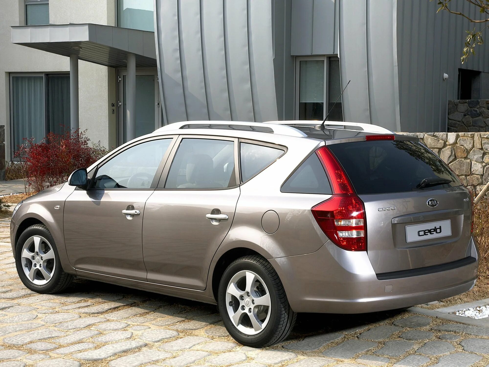 Kia Ceed 2006 универсал. Kia Ceed 2010 универсал. Kia Ceed SW 2008. Kia Ceed SW 2010. Сид универсал св