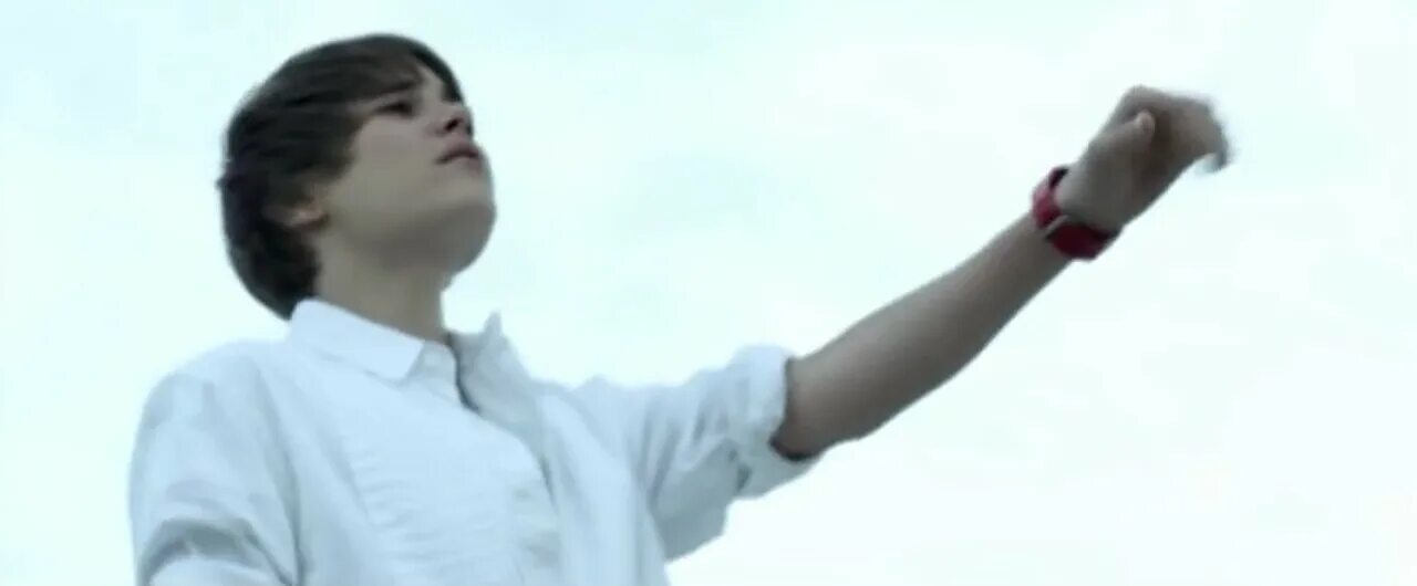 Am never let you go. Justin bieber never let you go. песня джастин го. джастин бибер let it go клип. джастин бибер неве гоу нев о нид ю песня.