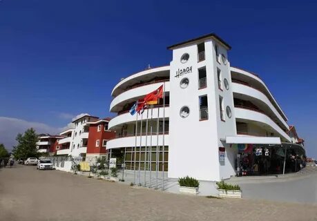 Side suites hotel