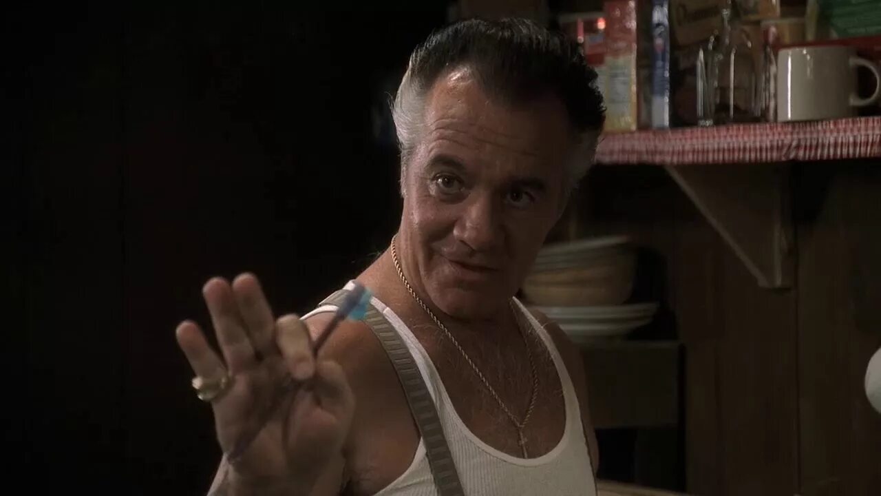 Тони сирико 2022. Paulie gualtieri. Галтиери сопрано. Дядя полли сопрано. Сопрано поли.