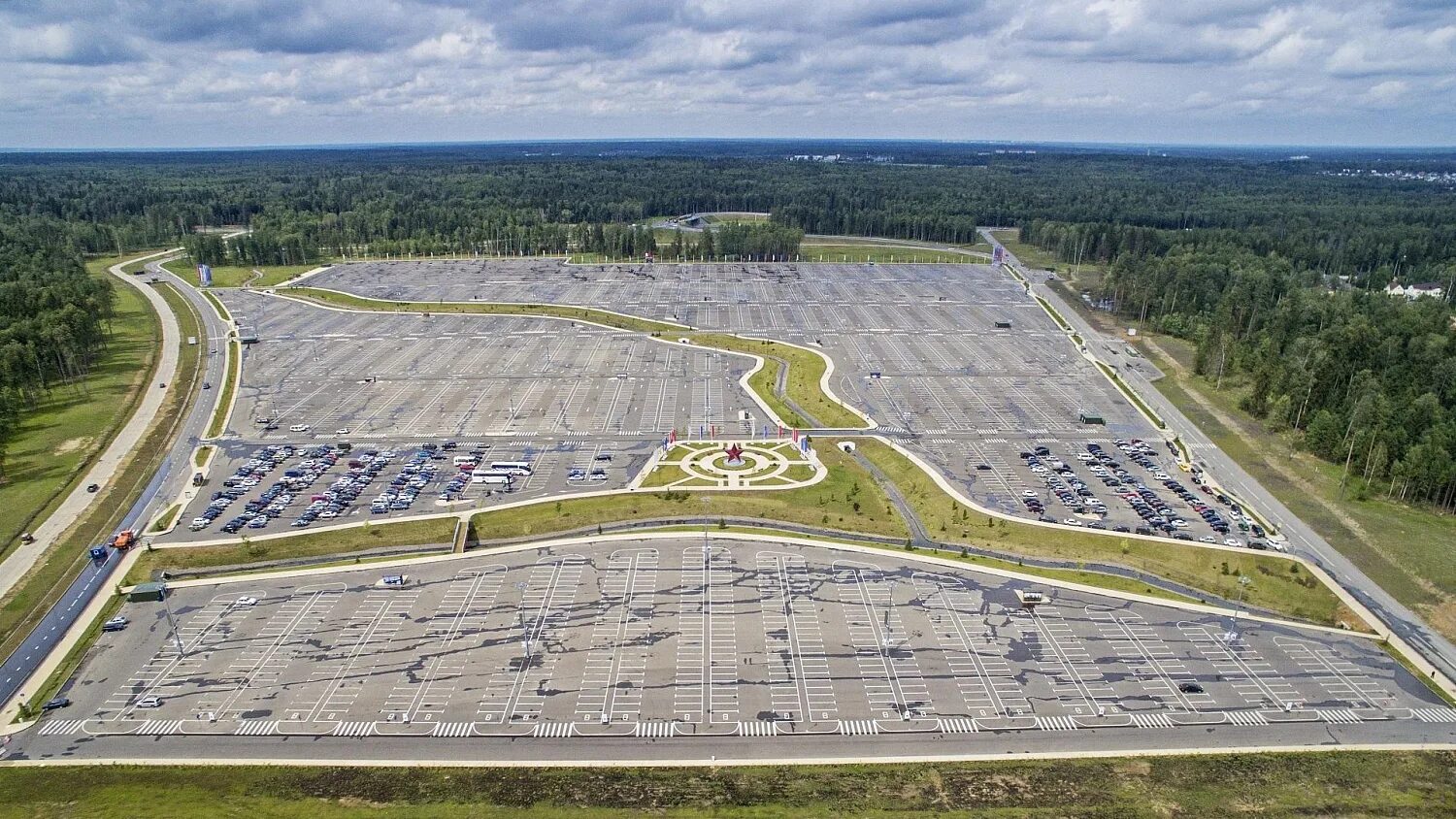 парк патриот арка. строительный рынок в кубинке. строительный рынок в кубинке. кубинка строительный. главстройторг кубинка.