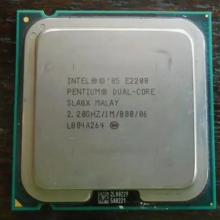 Intel Pentium e2200 Conroe lga775, 2 x 2200 МГЦ. Intel Pentium Dual Core sla8w Malay. Intel Pentium 4 / Athlon XP 2 GHZ. Интел е5 2640 v2 против Интел и5 2500к. Intel pentium сравнение