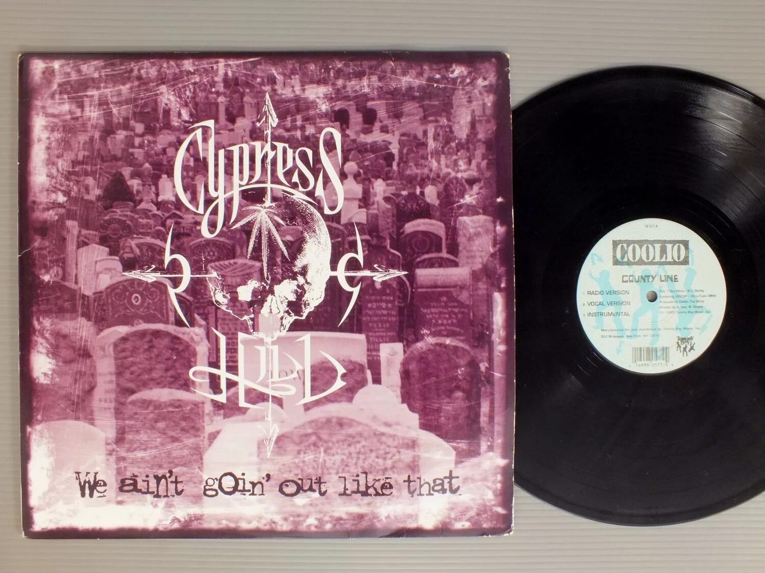 Out like. LP Cypress Hill: Cypress Hill. Cypress Hill Cypress Hill 1991 обложка. Cypress Hill обложки альбомов. Cypress Hill логотип.