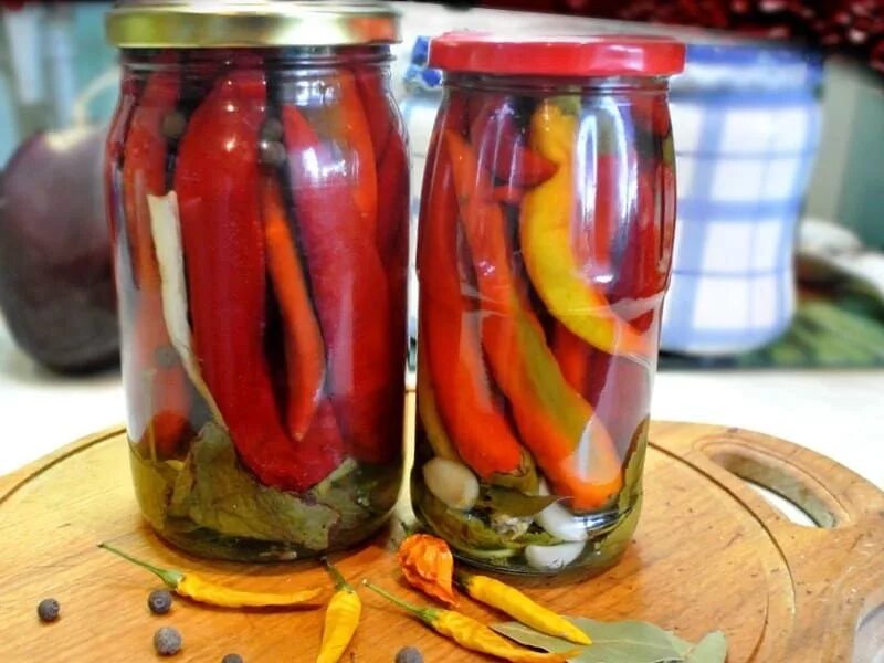 Цицак - консервация горького перца. Мариновать горький перец на зиму рецепты. Острый перец чили маринованный. Цицак маринованный. Мариновать горький перец на зиму рецепты.
