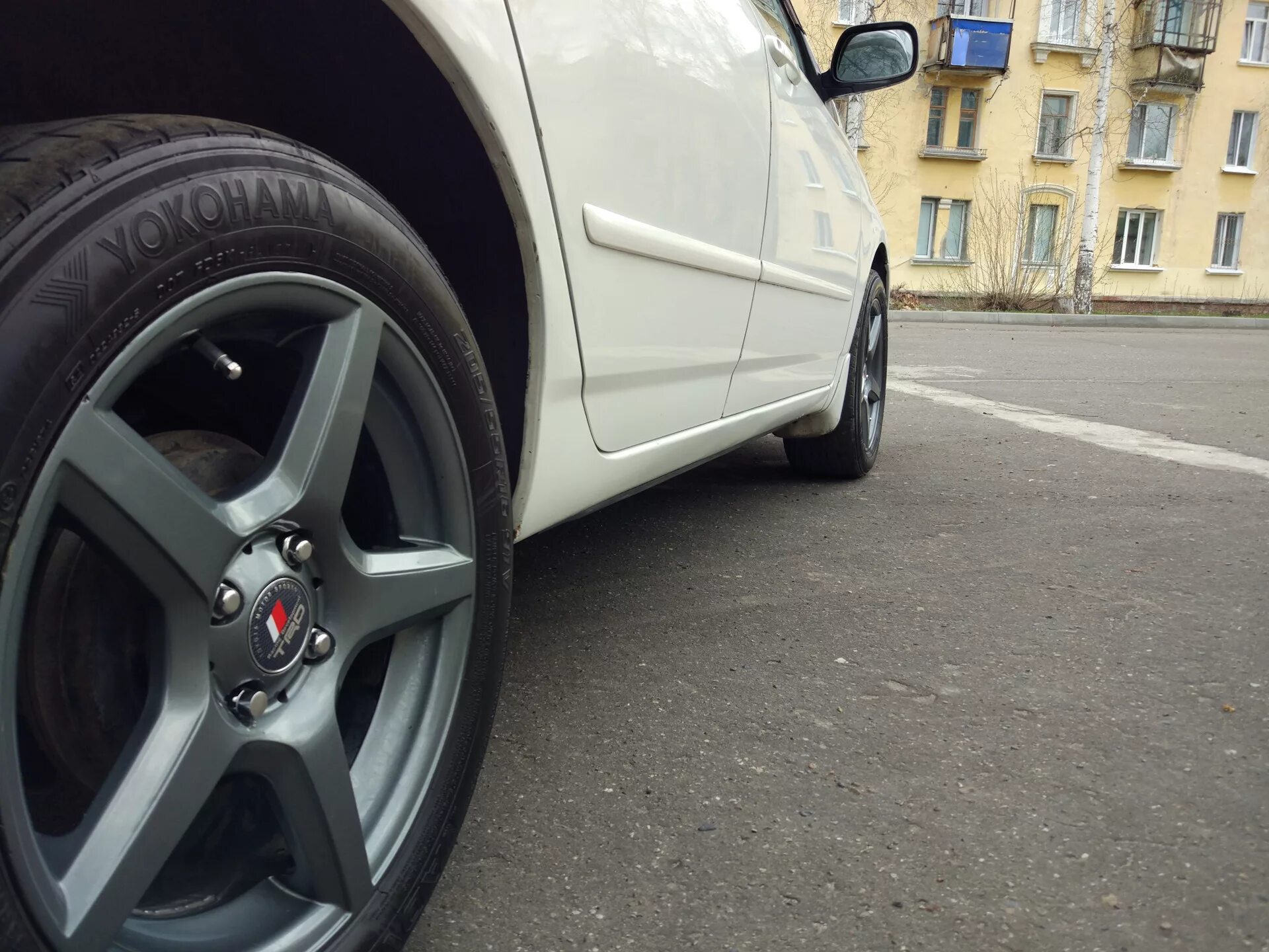 Купить шины в омске r16. 205/55 R16 Fielder 161. 205/50/R16 Corolla. 205/55 R16. Тойота Королла 120 r16 205 55.