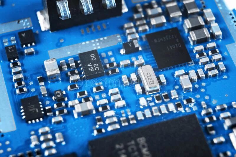 Макросъемка микросхем. Чипы для асиков. 74hc121. Микросхема 74hc595 dip16. Микросхема биос на материнской плате.