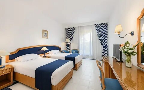 Rose hotel 5