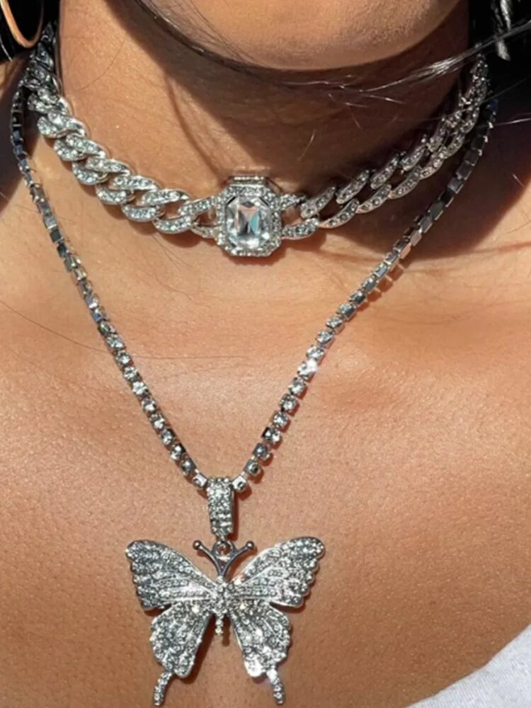 Коллекция луи виттон 2022 z. Украшения z. Луи виттон кольцо z. Чокер со стразами длинные перламутровые. Луи виттон коллекция z.