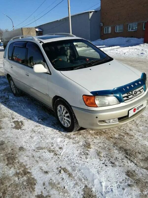 Ипсум 98 год. Тойота Ипсум 98. Toyota ipsum 98 года. Тойота автомат правый руль. Под капотом Тойота Ипсум 1998 года.