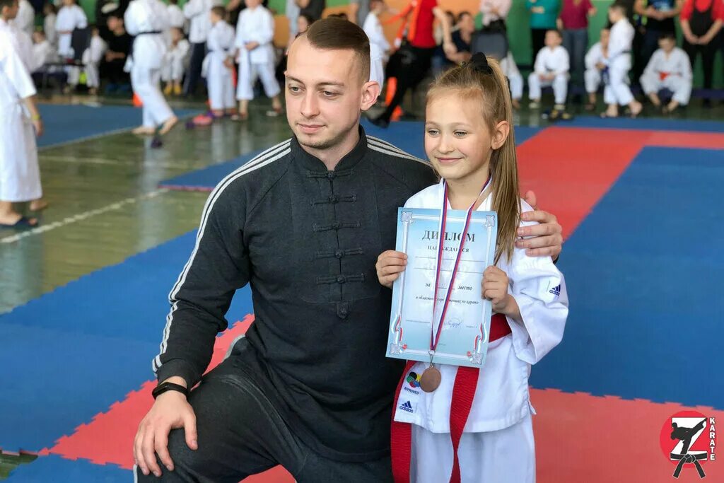 айкидо девочки. секции для детей 13 лет в зеленограде. 23 райён зеленоград секция единоборств. спортивные секции зеленоград. секция карате.