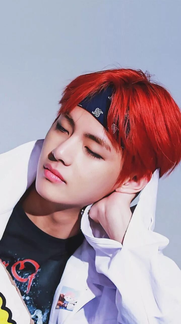 Bts taehyung. Red taehyung jimin. Bts red. Тэхен из бтс. Тэхен бтс с красными волосами.