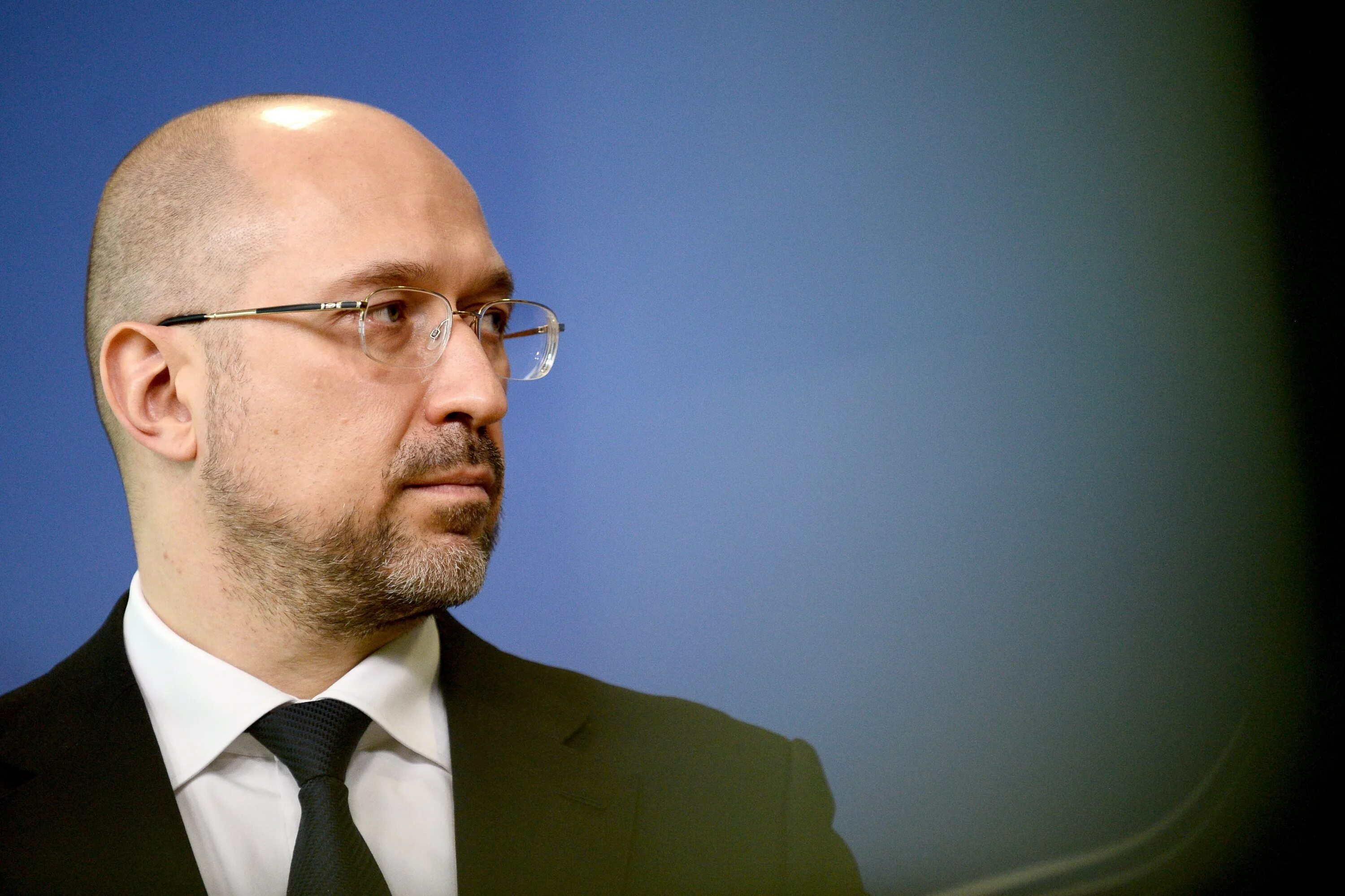 Глава украинского правительства алексей гончарук. Министр украины. Юлия свириденко украина. Денис шмыгаль премьер-министр украины. Кулеба украина.