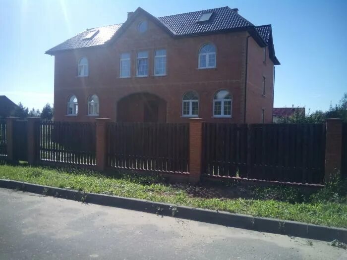 Железнодорожный, улица граничная, 9/1. 18. П исток екатеринбург. Подвойского 31 2. Изумрудная улица, дом 18.