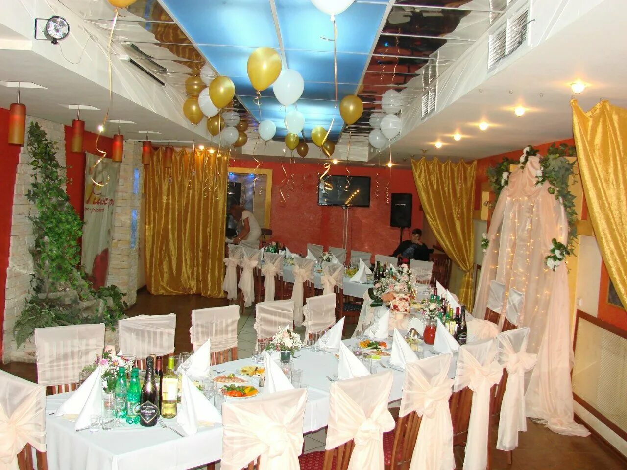 лосиный берег ресторанно-гостиничный комплекс. ресторан берег кострома. ресторан берег адрес. ресторан берег москва. ресторан белый берег раменское.