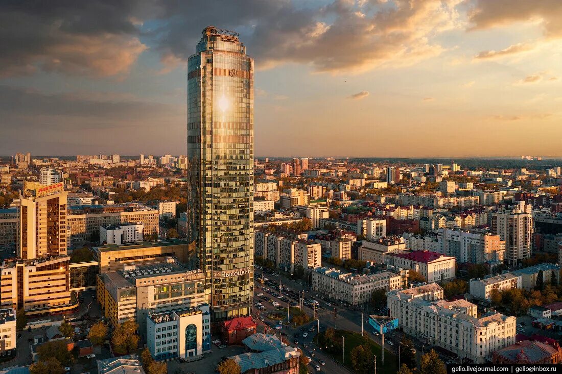 Башня екб. Бизнес центр высоцкий екатеринбург. екб башня высоцкого. здание высоцкий в екатеринбурге. бизнес центр высоцкий екатеринбург фото.