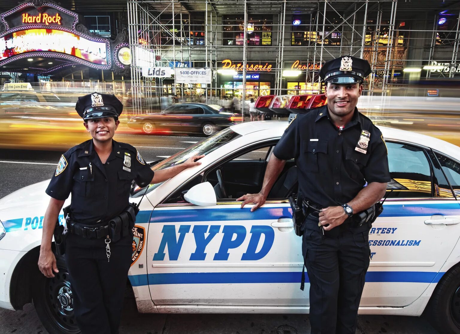 Почему бывший полицейский. Скутер NYPD Police. Полиция США NYPD. New York Police Department. NYPD Police Officer.