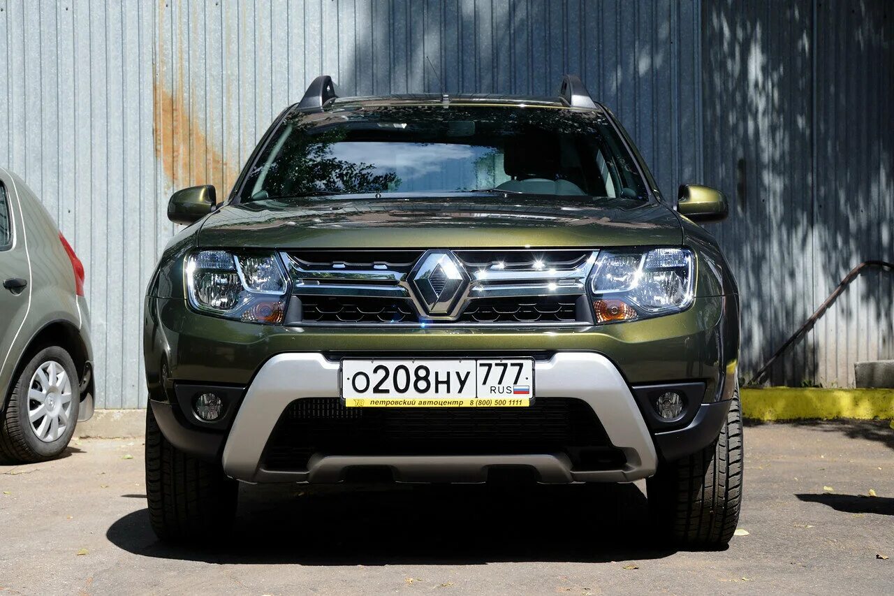 Куплю renault duster б у. Рено Дастер 4х4. Рено Дастер 2. Дастер фаза 2. Рено Дастер 2.0 4 ВД.