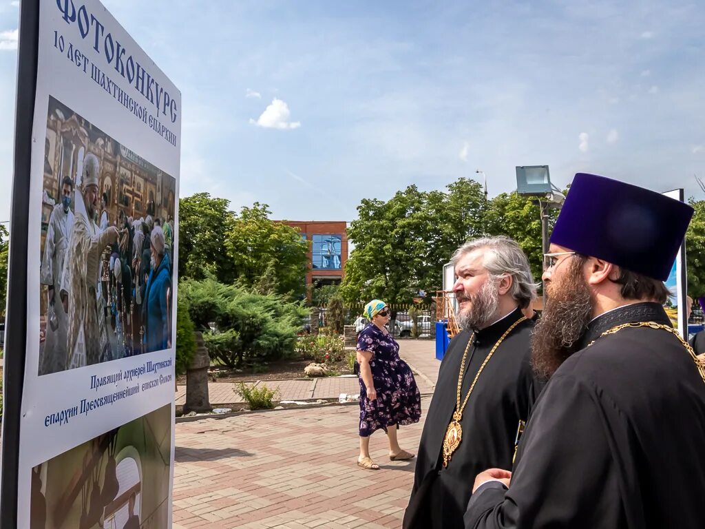 священник николай метенько. шахтинская епархия духовенство. шахтинская епархия гуковское благочиние. новости шахтинской и миллеровской епархии. александр федоров протоиерей клирик храма митрофана воронежского.