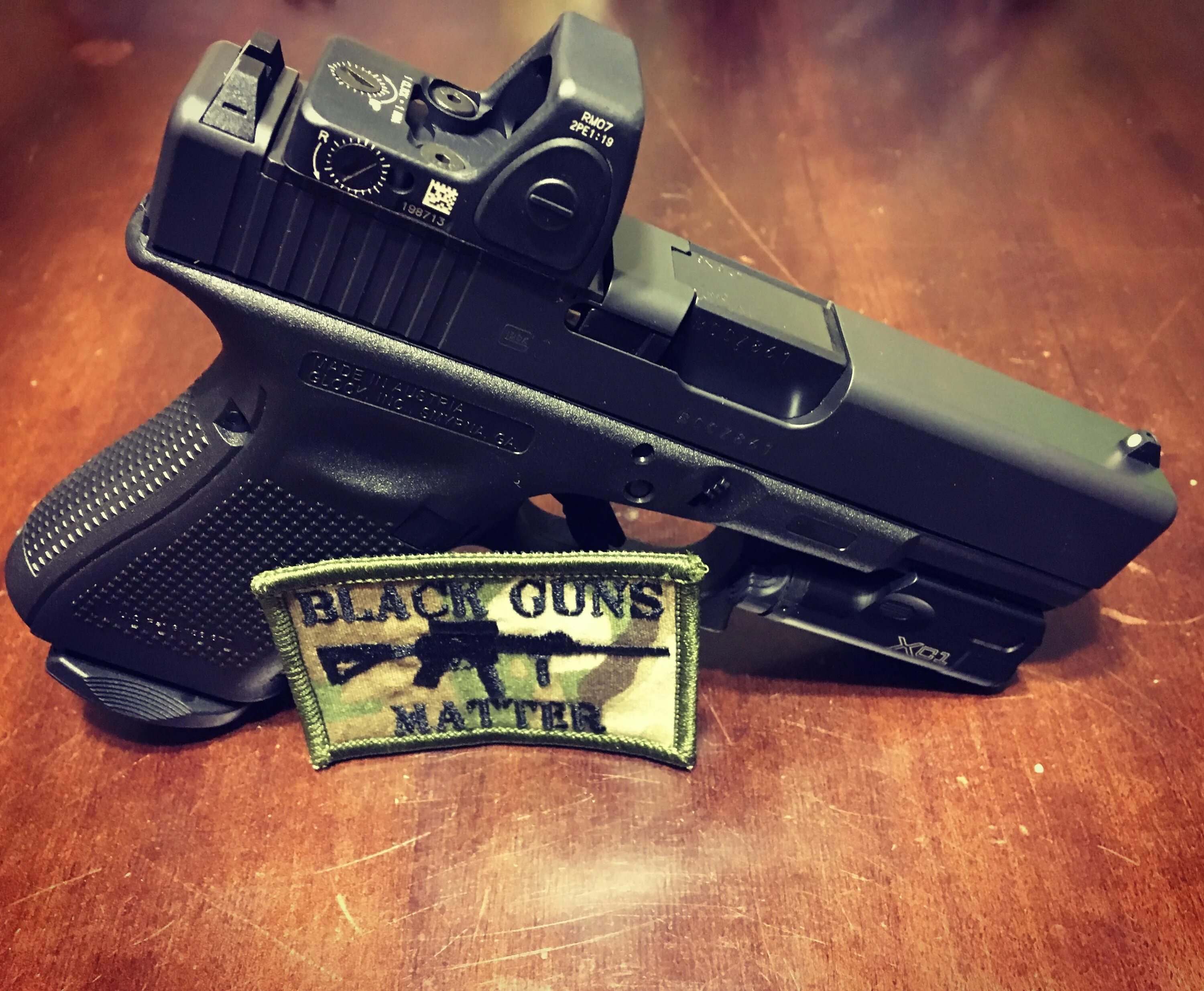 Streamlight tlr-6. Glock gbb магазин. Стиль глок. Glock 42. Glock 6.