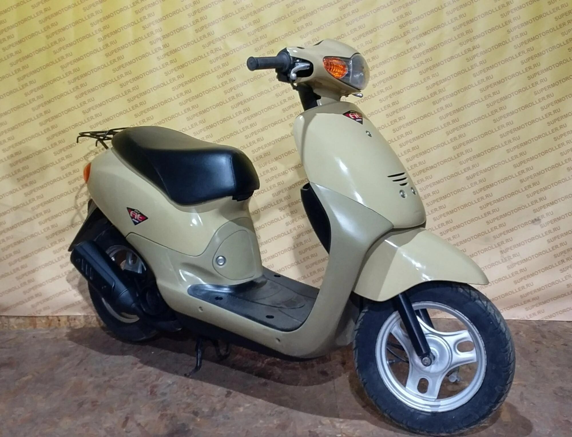 Honda dio fit. Скутер Honda Dio af27 Fit. Honda Dio 27 Fit. Хонда дио фит АФ 27. Скутер японский Хонда дио 27.