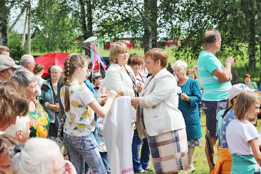 Погода вологодская усть кубинский бережное. Богородское Усть-кубинский район. Богородское Вологодская область Усть кубинский район. Богородский хоровод Усть -кубинский район. Село Кихть поселение Усть кубинский.