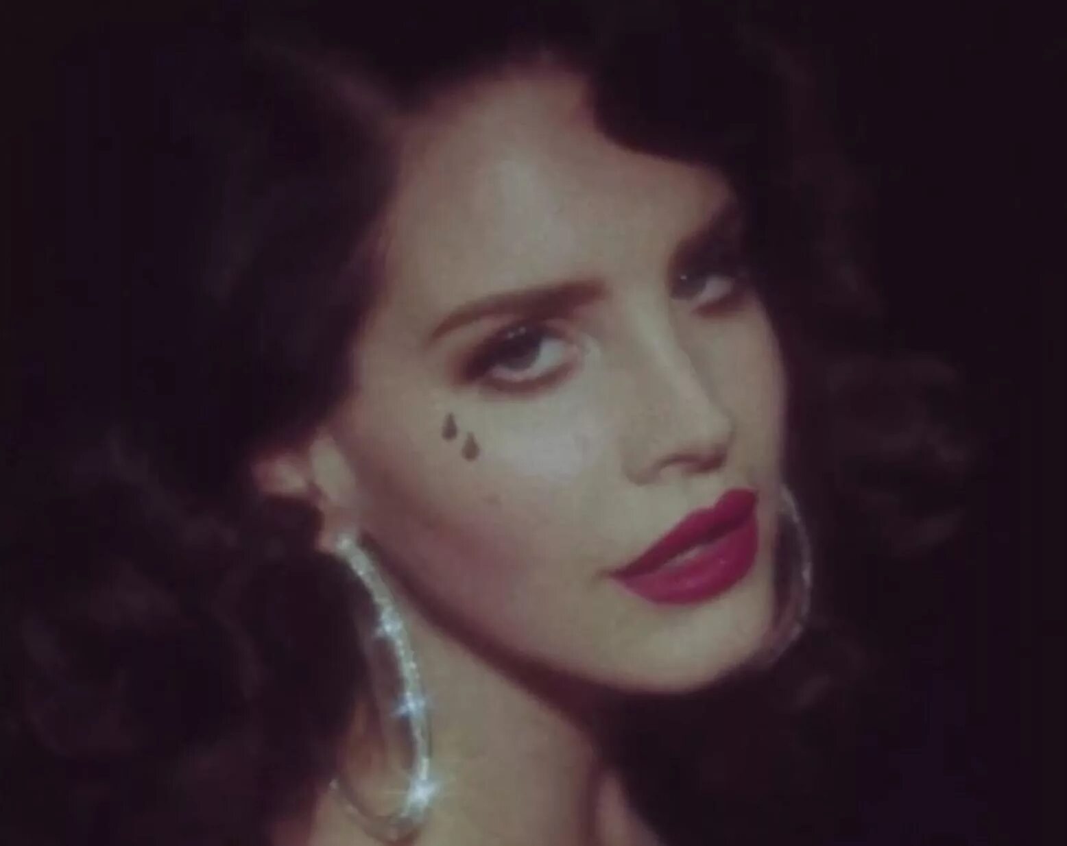 Лана Дель Young And Beautiful