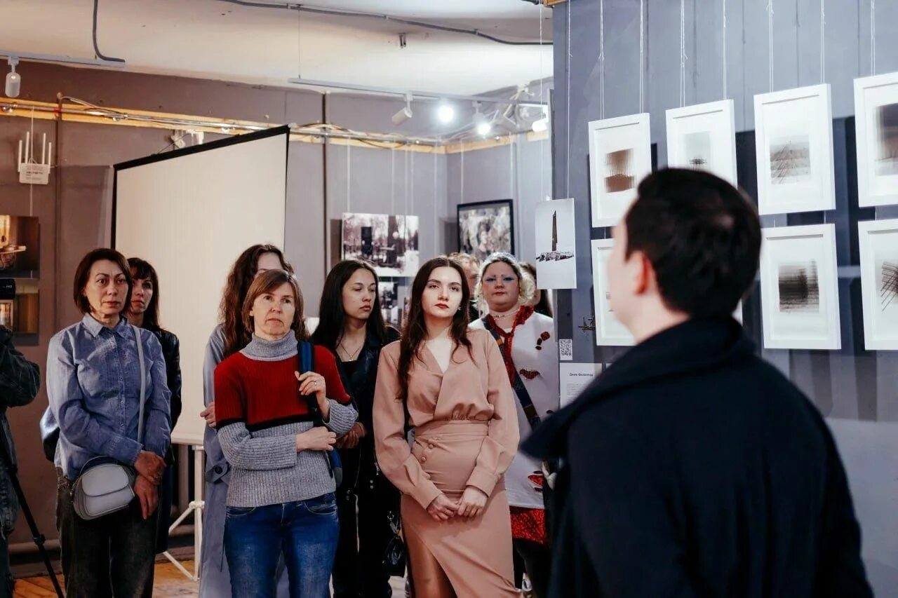 Название образовательного центра. Выставки в ульяновске 2023. Экскурсия. Выставки в ульяновске 2023. Выставки ульяновск.