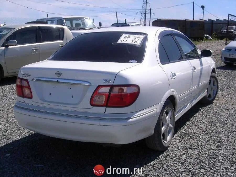 Ниссан блюберд sylphy 2001. Машина ниссан 2000 года. Ниссан блюберд 2001 г. Ниссан блюберд 2001 г. Ниссан блюберд 2001 г.